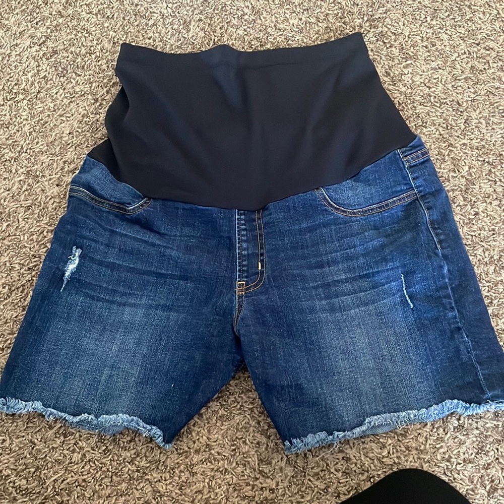 Maternity Shorts - Size 29 - JustBlack